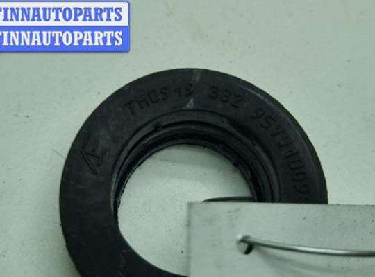 купить Уплотнитель на Volkswagen Passat B6