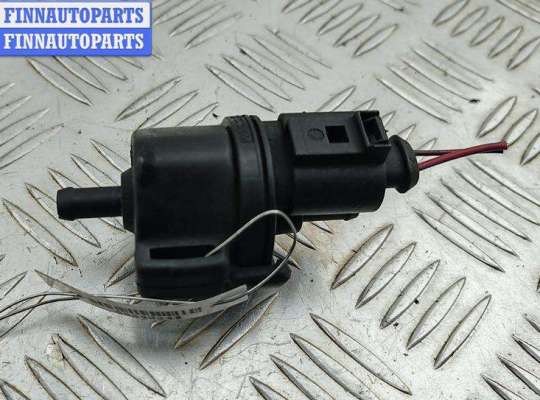 купить Клапан вентиляции топливного бака на Volkswagen Golf-5