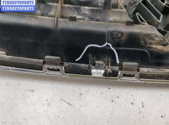 купить Решетка радиатора на Volkswagen Passat B5+ (GP)