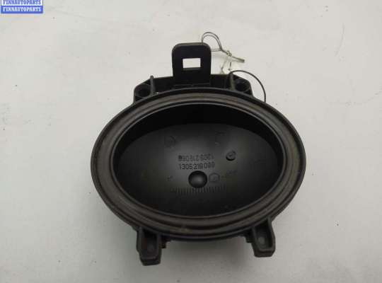 купить Крышка (заглушка) задняя фары правой на Mercedes C-Class W203 (2000-2006)