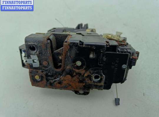 Замок боковой двери на Volkswagen Passat B5+ (3B, GP)