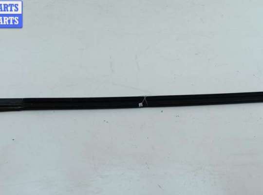 купить Молдинг стекла двери передней левой наружный на Ford Focus III (2011-2018)