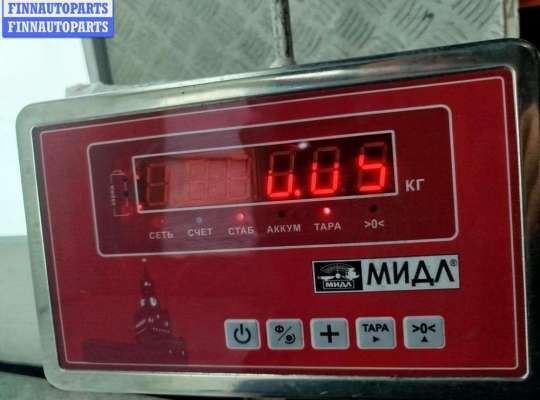 Планка подсветки номера на Opel Zafira A