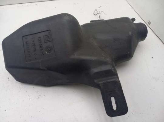 Бачок омывателя OP2182833 на Opel Astra J (2009-2015)