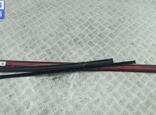 купить Молдинг двери передней левой на Opel Vectra B (1995-2002)