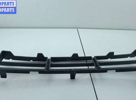 купить Решётка (заглушка) в бампер на BMW 5 E39 (1995-2003)