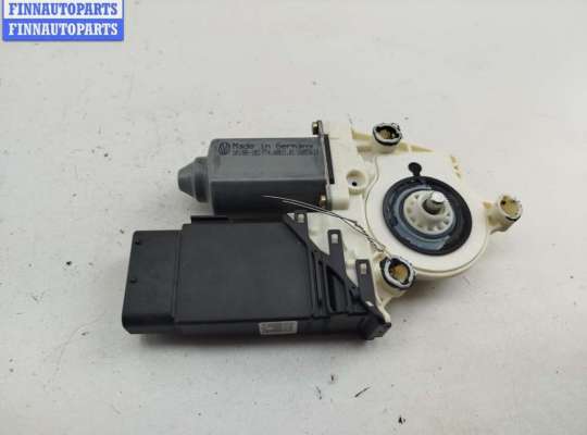 купить Моторчик стеклоподъемника передний правый на Volkswagen Bora