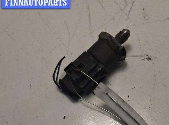 купить Датчик давления топлива на Volkswagen Passat B6