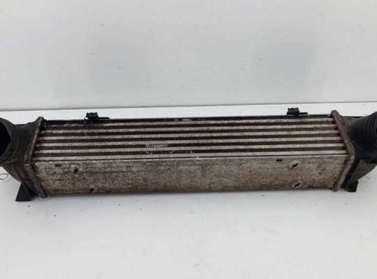Интеркулер BM3730543 на BMW 3 E90/E91/E92/E93 (2005-2013)