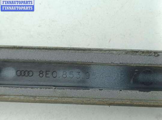 купить Молдинг двери передней правой на Audi A4 B6 (2001-2004)