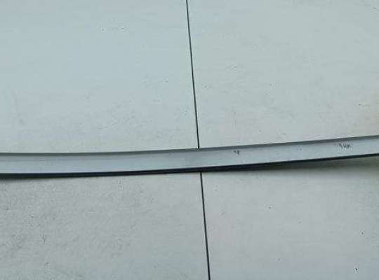 купить Молдинг двери передней правой на Audi A4 B6 (2001-2004)