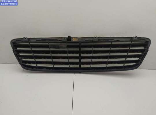 купить Решетка радиатора на Mercedes C-Class W203 (2000-2006)