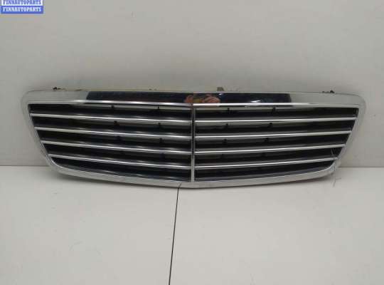 купить Решетка радиатора на Mercedes C-Class W203 (2000-2006)