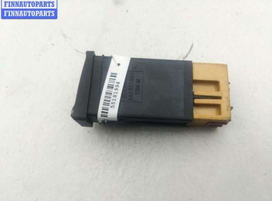 купить Кнопка обогрева сидений на Audi 80 B4 (1991-1996)