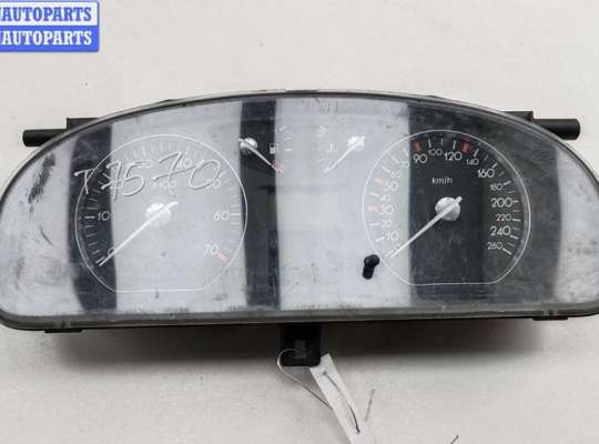 Щиток приборный (панель приборов) RN1566314 на Renault Laguna II (2001-2007)