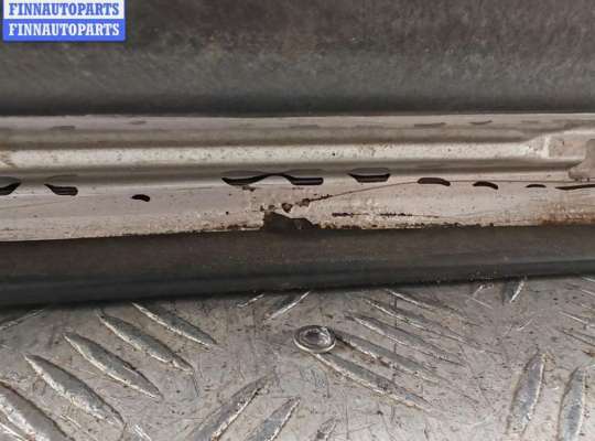 купить Дверь боковая передняя левая на Mercedes C-Class W203 (2000-2006)