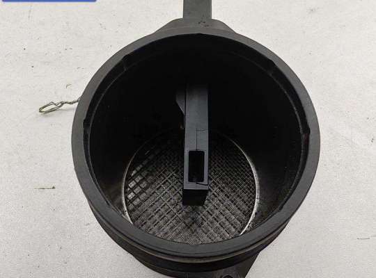 купить Расходомер (измеритель потока воздуха) на Audi A4 B6 (2001-2004)