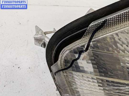 купить Поворотник (указатель поворота) правый на Mercedes C-Class W202 (1993-2000)