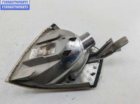 купить Поворотник (указатель поворота) правый на Mercedes C-Class W202 (1993-2000)