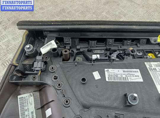 купить Обшивка двери задней левой (дверная карта) на Volkswagen Passat B7