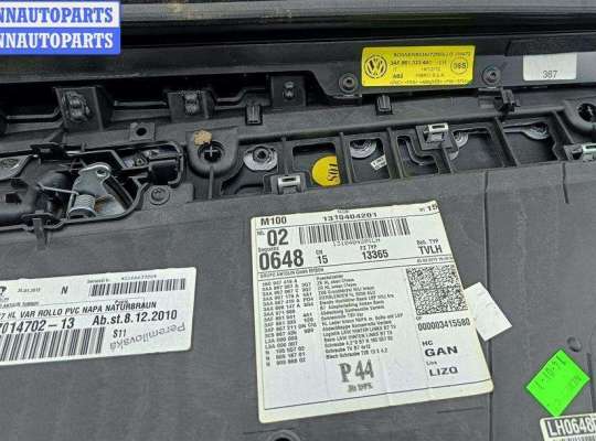 купить Обшивка двери задней левой (дверная карта) на Volkswagen Passat B7