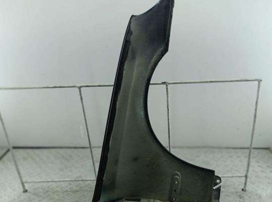купить Крыло переднее левое на Mercedes C-Class W203 (2000-2006)