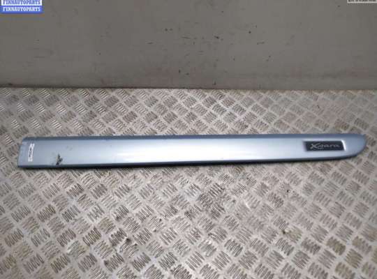 Молдинг двери передней правой CT735535 на Citroen Xsara