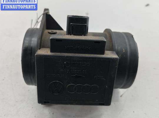 Расходомер (измеритель потока воздуха) VG2756044 на Volkswagen Passat B5