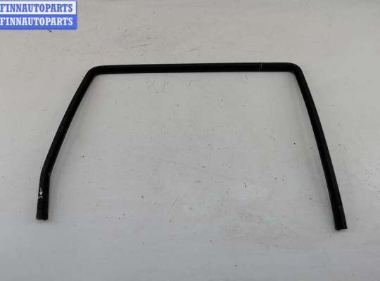 купить Уплотнитель двери задней правой на Volkswagen Sharan (2000-2010)