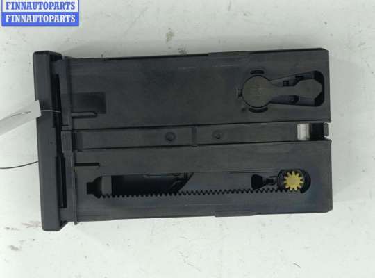 купить Подстаканник на Ford Galaxy (2000-2006)