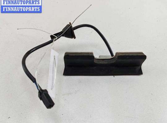 Купить Кнопка открывания багажника на Ford Mondeo III (2000-2007) Кнопка открывания багажника FO2069612 на Ford Mondeo III (2000-2007)