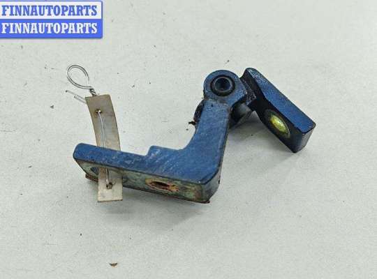 купить Петля двери передней левой на Audi A4 B7 (2004-2008)