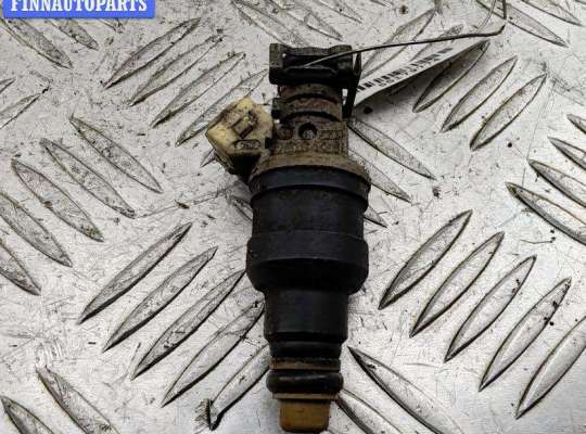 купить Форсунка топливная на Volkswagen Passat B4