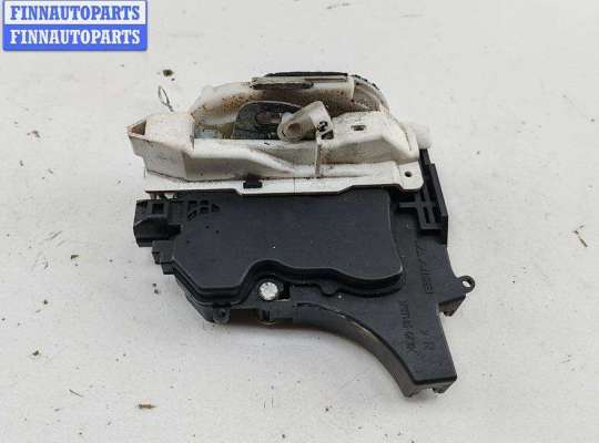 Замок боковой двери на Mitsubishi Grandis