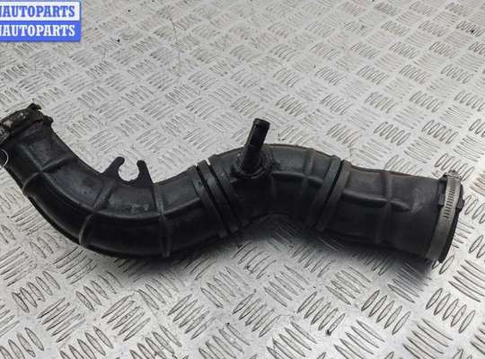 купить Патрубок турбины на Volvo S40 / V40 (1995-2004)