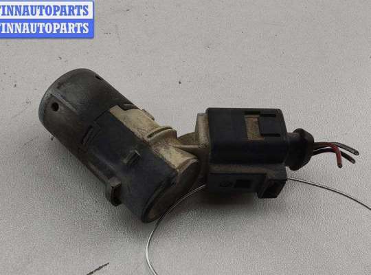 купить Датчик парковки (парктроник) задний на Audi A4 B7 (2004-2008)