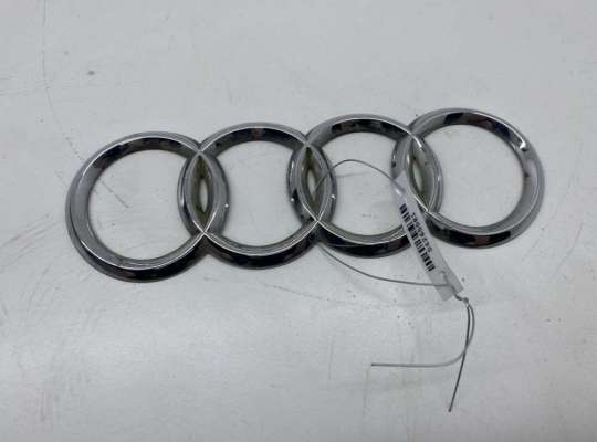 Эмблема AU1011606 на Audi A6 C6 (2004-2011)