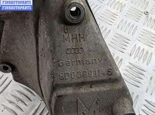 купить Кронштейн КПП опорный на Volkswagen Passat B5