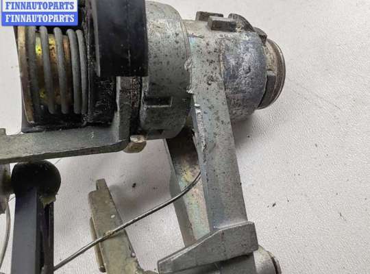 купить Личинка замка багажника на Volkswagen Golf-4