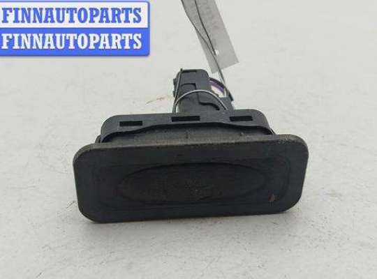 Кнопка открывания багажника RN1575230 на Renault Scenic II (2003-2009)