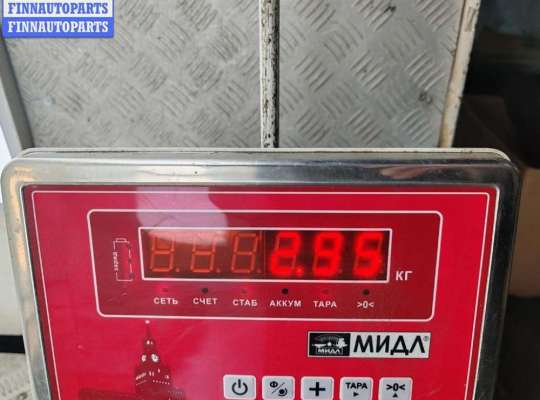 купить Обшивка двери передней левой (дверная карта) на Volkswagen Golf-3