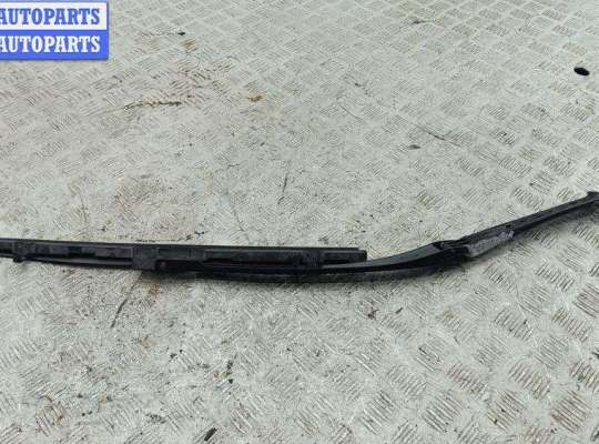 Щеткодержатель (поводок стеклоочистителя) передний BM3444124 на BMW 5 E39 (1995-2003)