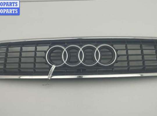 Решетка радиатора AU1738669 на Audi A4 B6 (2001-2004)