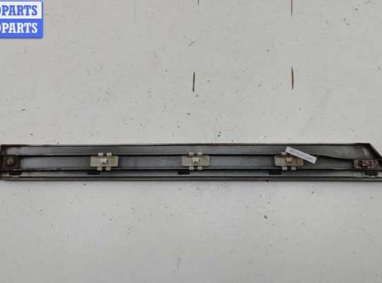 купить Молдинг двери задней левой на Mercedes C-Class W203 (2000-2006)