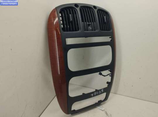 купить Рамка магнитолы на Chrysler Voyager (2001-2007)