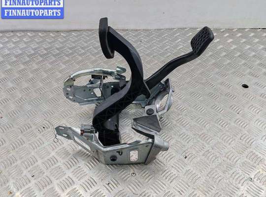 Педальный узел (педаль) на Opel Vectra C