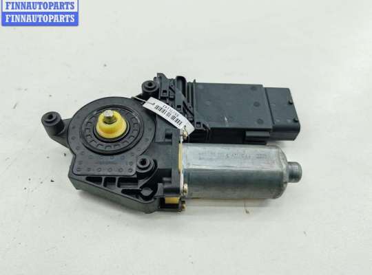 купить Моторчик стеклоподъемника передний правый на Volkswagen Passat B5