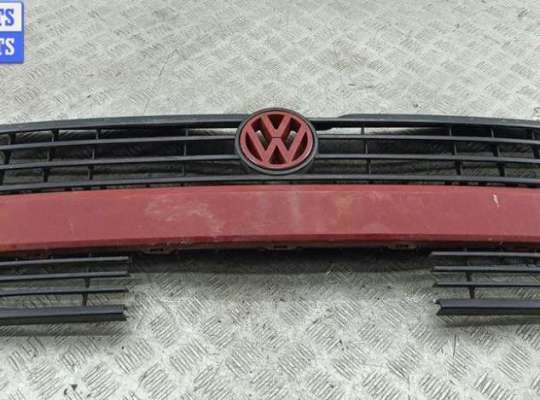 купить Решетка радиатора на Volkswagen Transporter T4