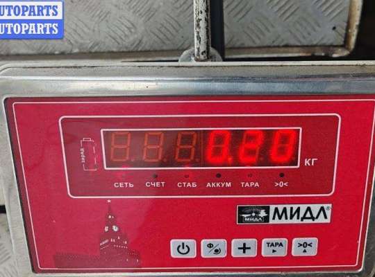 купить Молдинг стекла двери передней левой наружный на Volkswagen Passat B5