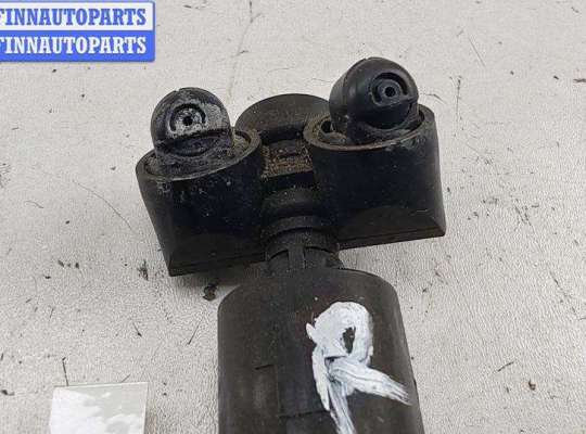 купить Форсунка омывателя на Volkswagen Passat B6